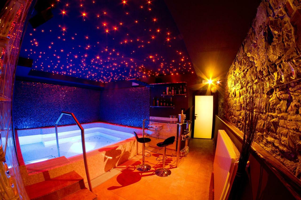 New Emotion Room Трієст Екстер'єр фото