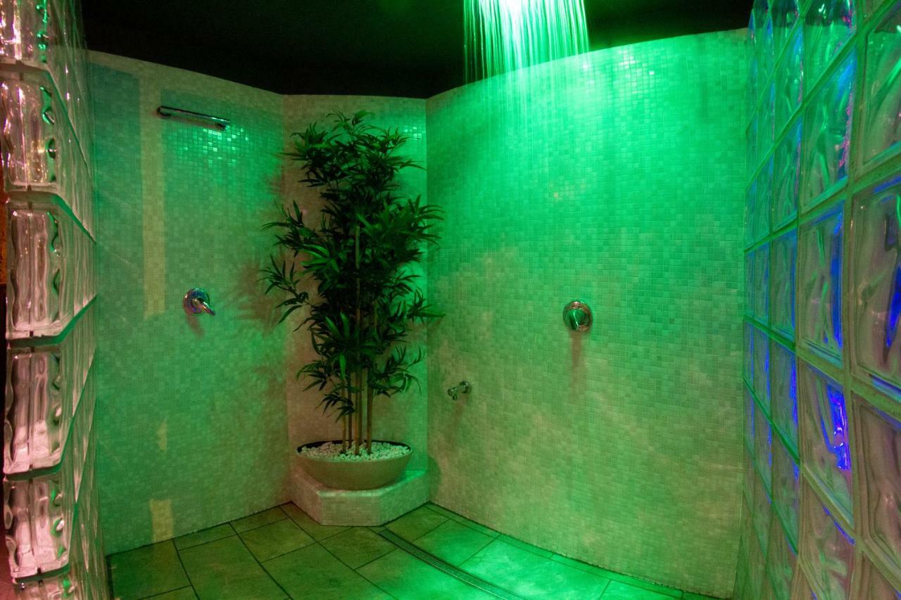 New Emotion Room Трієст Екстер'єр фото
